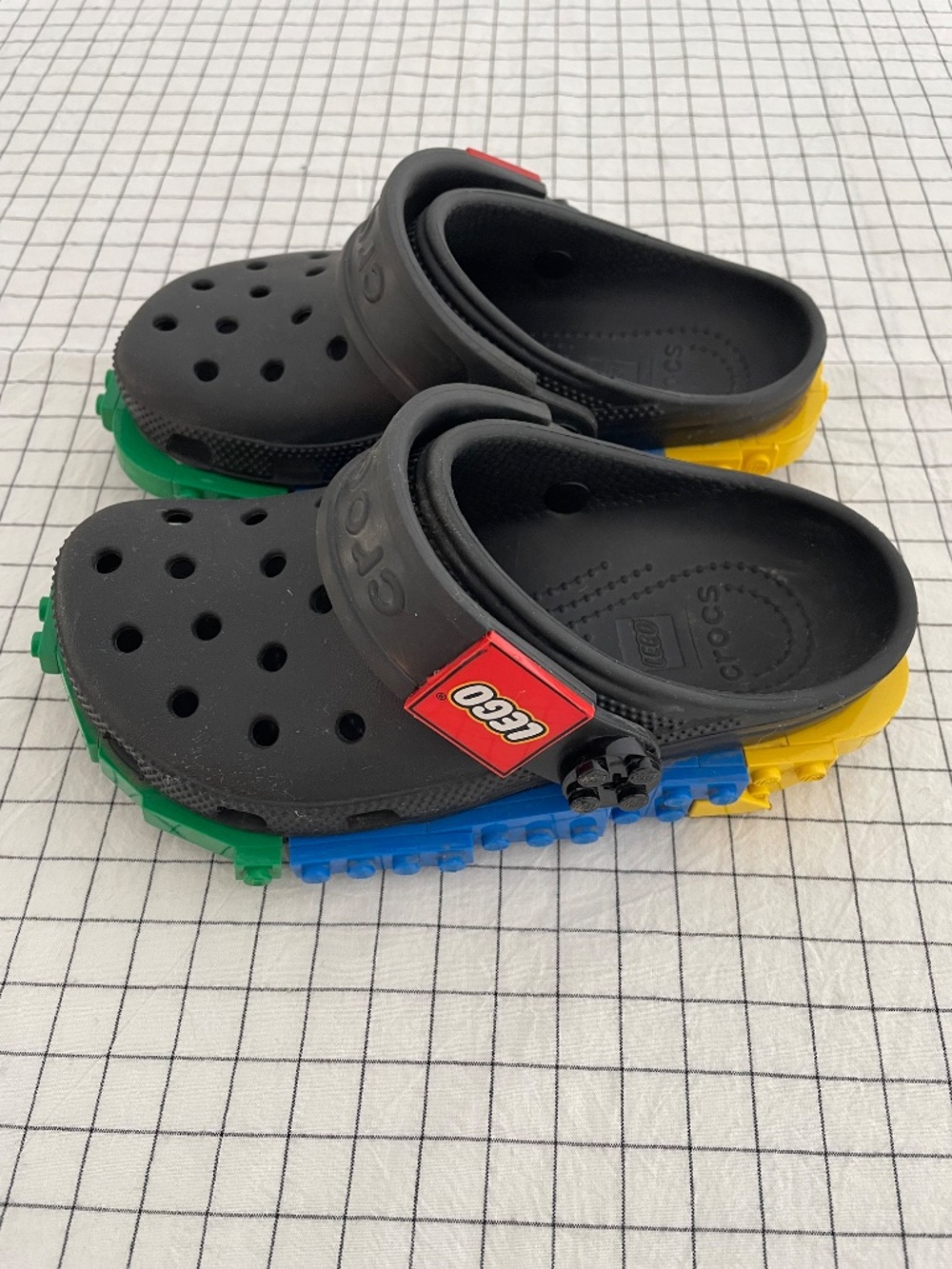 Lego & Real Tree Camo Crocs ~ Size 1 - Picture 3 of 6